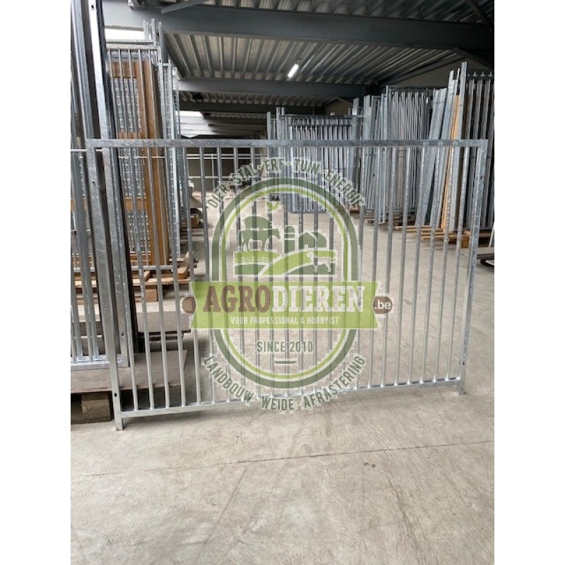 Panneaux &agrave; barreaux 1,10 H - 1,5 M - bar 5 cm - pour chiots - PAPP11015